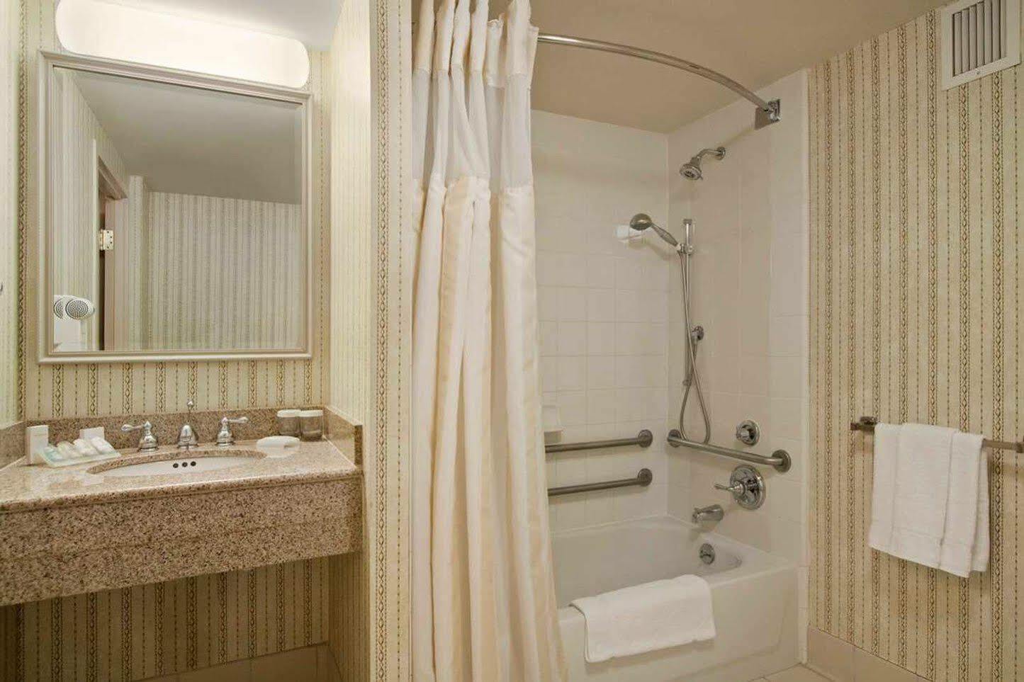 Hilton Garden Inn Bridgewater Luaran gambar